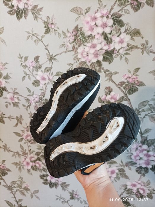 Чоботи, Сапожки, Дутіки, Зимове дитяче взуття