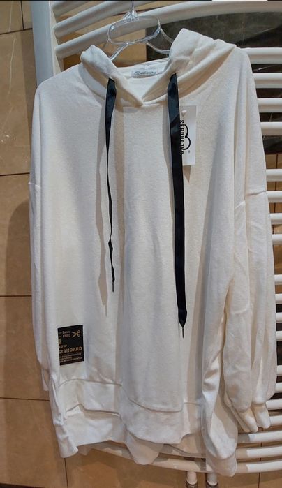 Nowa bluza oversize śmietanka