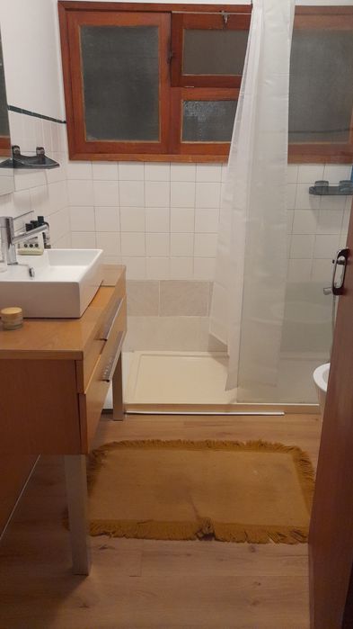 Quarto para arrendar