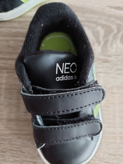 Buty Adidas Neo zielone