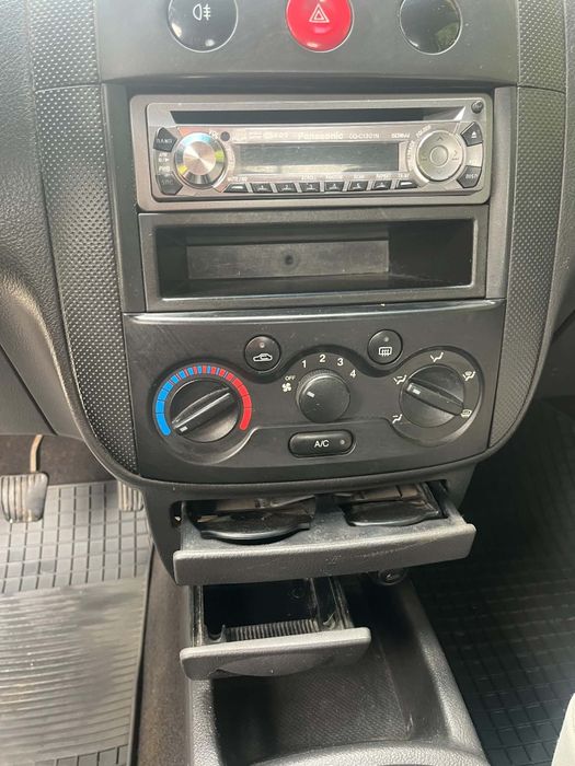 Chevrolet Aveo 2006 рік