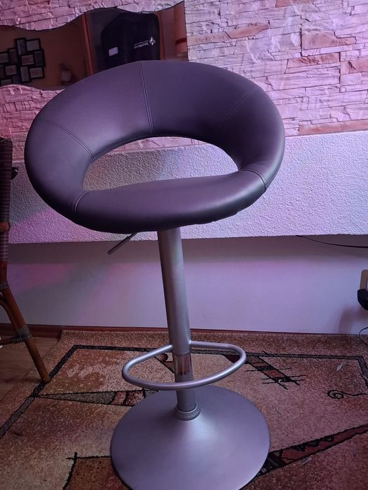 Hoker krzesło obrotowe