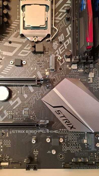 Bundle Intel Core i7-8700 / Board Asus Strix B360-F Gaming / 16GB DDR4 Geil Super Luce
