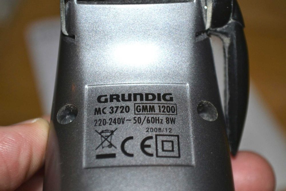 maszynka do strzyżenia ścinania włosów GRUNDIG MC3720 mocna prąd 230V