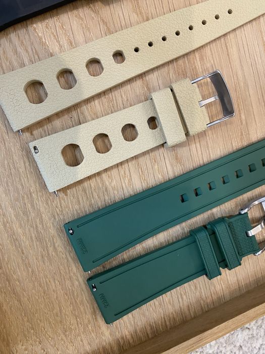 Braceletes em Borracha Novas - Tamanho 22mm