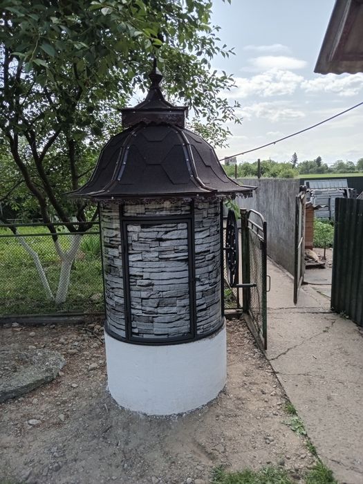 Ковані криниці, колодці