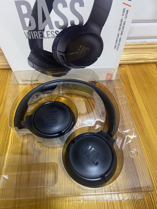 Навушники jbl tune 520 bt