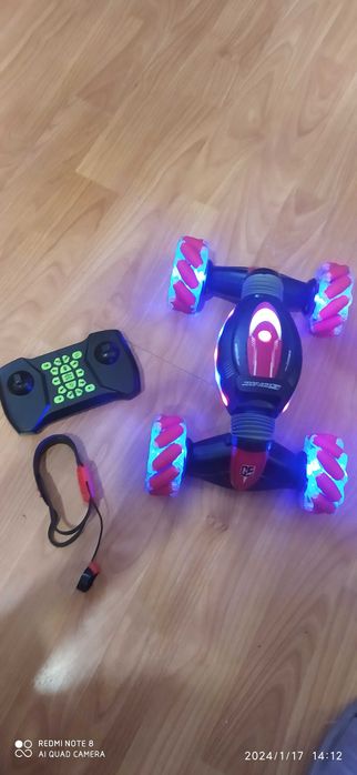 Машинка на радіо управлінні