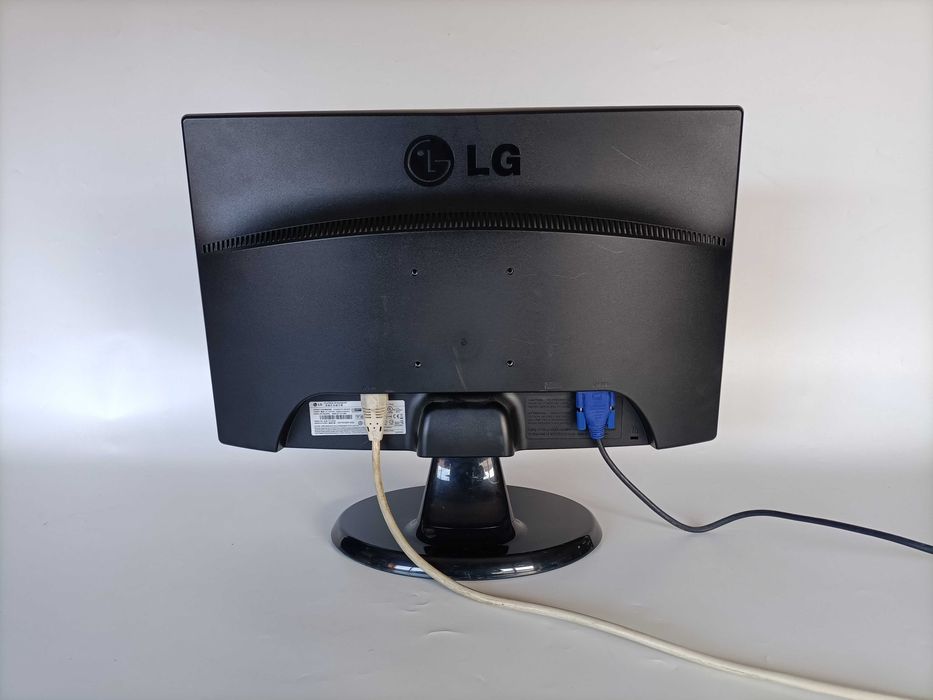 Monitor LG Flatron W1943SS-PF de 19 polegadas446762012293867524