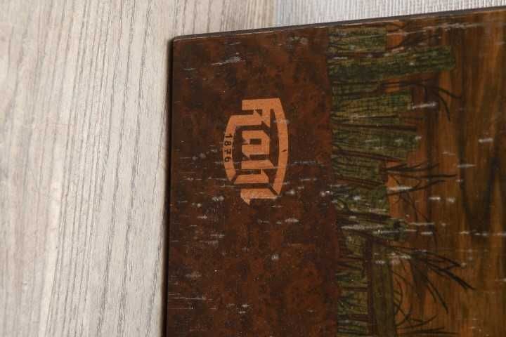 Calendário Vintage em Madeira – Armand Marseille (Alemanha)