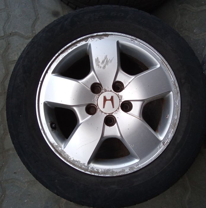 JANTES HONDA HRV R16 205\60  FURAÇÃO 5X114.3