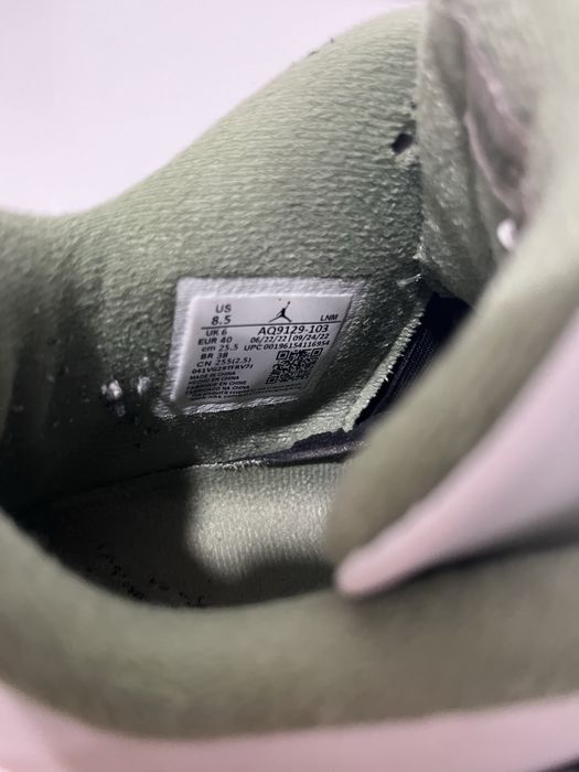 jordan 4 olive green tamanho 40