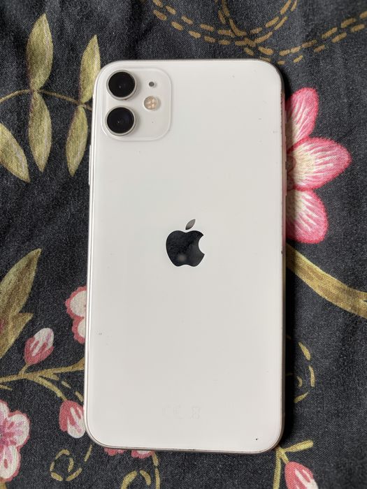 iPhone 11 64 GB biały