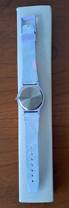 Vendo relógio de pulso