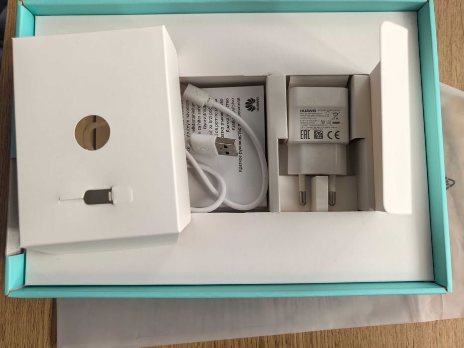 Tablet Huawei MediaPad T3 10 + Karta 32 GB