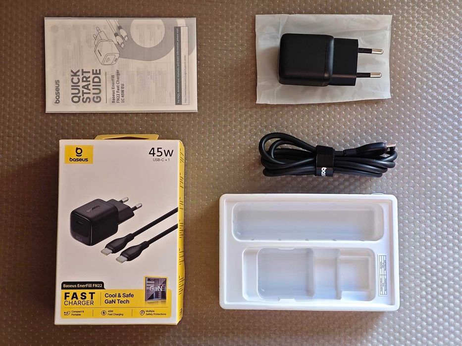 Carregador Rápido Baseus 45W GaN c/ Cabo 1m (NOVO)