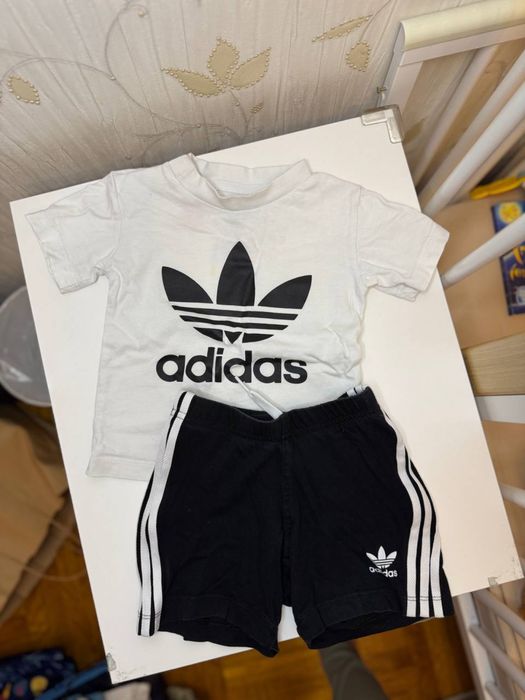 Костюм Adidas футболка+шорти 80
