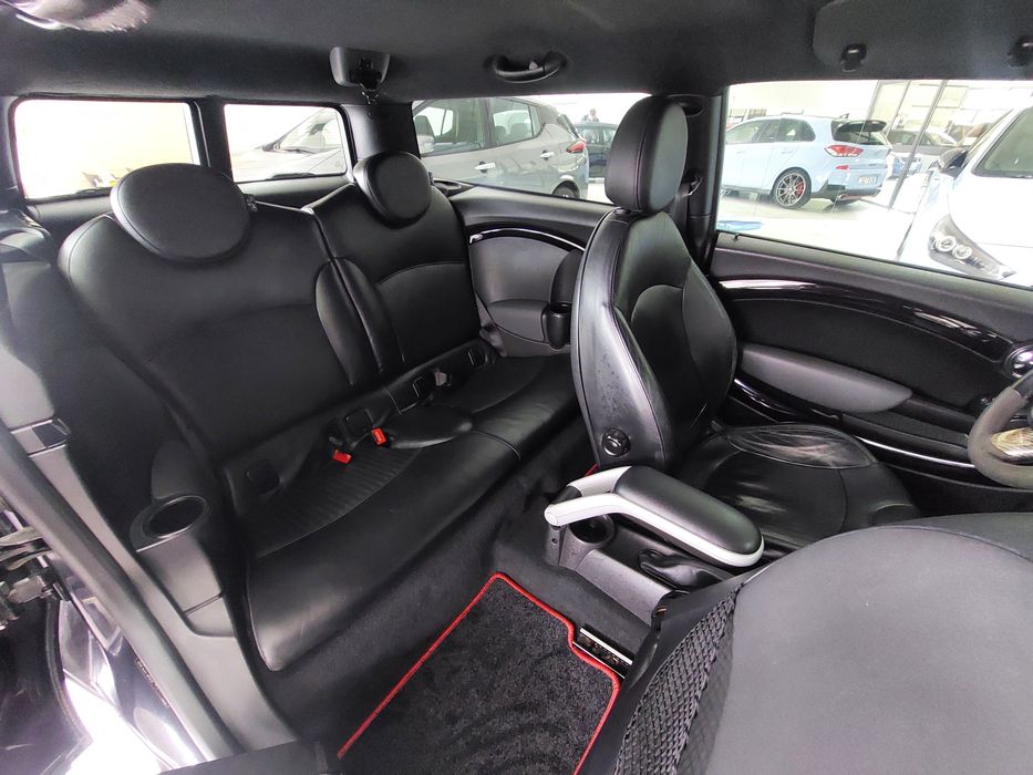 Mini Clubman John Cooper Works 1.6 Turbo 211Cv, Full-black