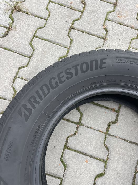 Колеса/резина/гума 215/65R16 Bridgestone