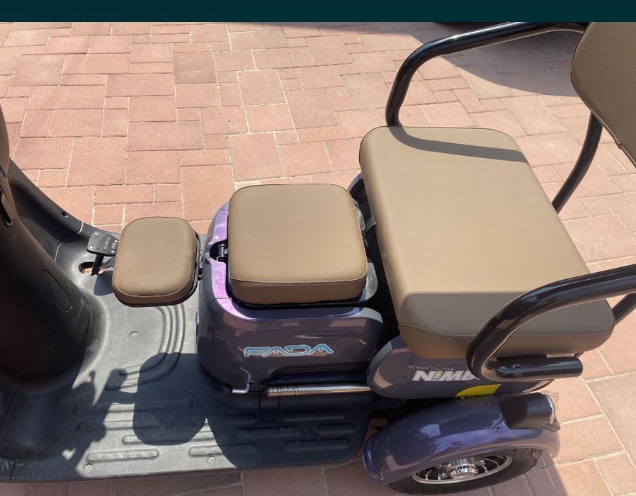 Трицикл BADA новий