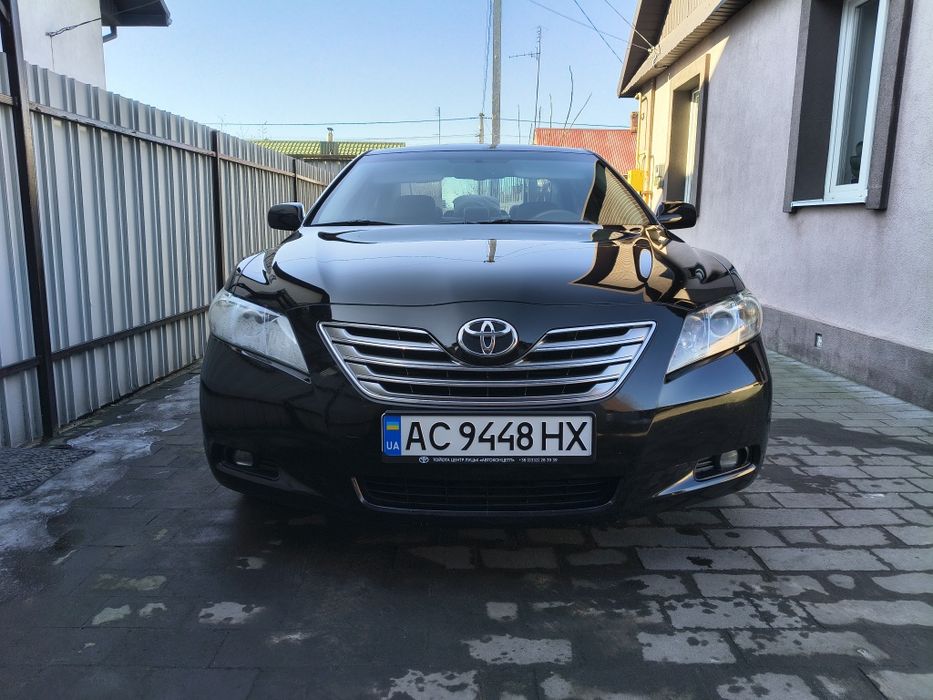 Продам Тайота камрі 40 гібрид