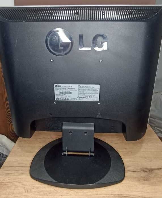Монітор LG Flatron L1717S-SN
