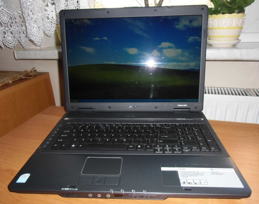 Laptop aser Extensa 7220