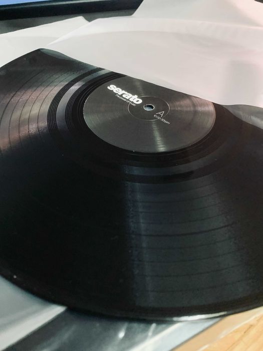 Denon DJ DS1 - DVS - SERATO DJ PRO (em muito bom estado)