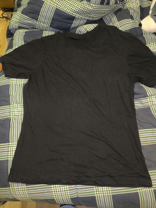 T shirt preta tamanho M do anime Hazbin Hotel, Lucifer Morningstar