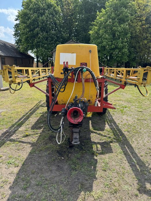 Обприскувач ОП 2000