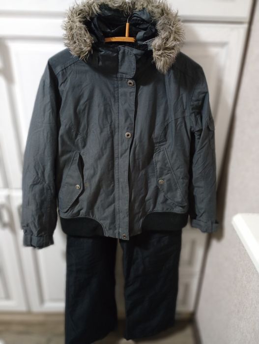 Костюм чоловічий  S Columbia