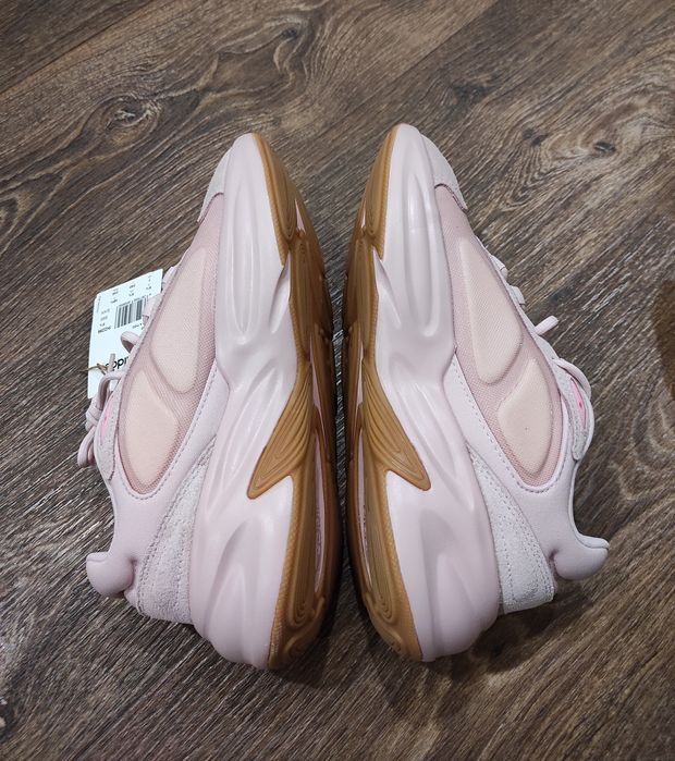 37,5 Adidas Ozelle оригінальні жіночі кросовки