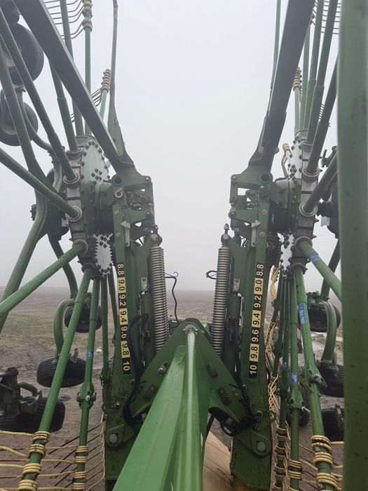 Zgrabiarka Dwukaruzelowa Krone Swadro 1000 Pottinger