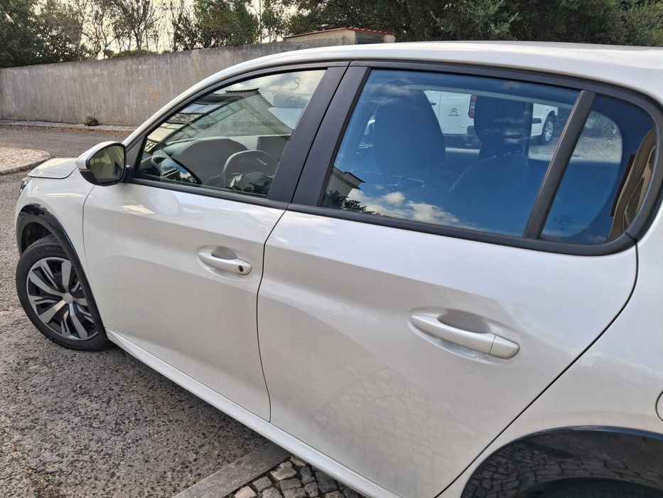Peugeot E-208 de 2020