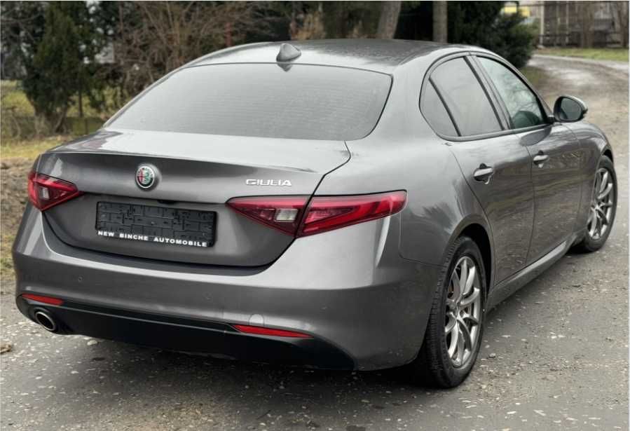 Alfa Romeo Giulia Бампер передній,задній шрот Розборка детали