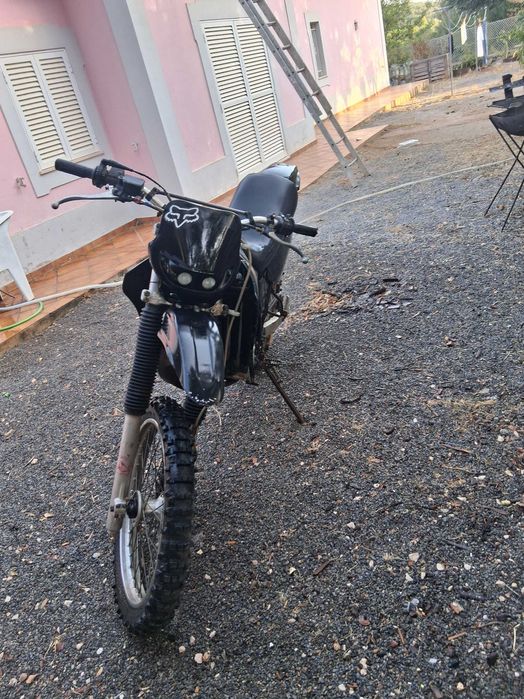 YAMAHA DT R 125 em bom estado
