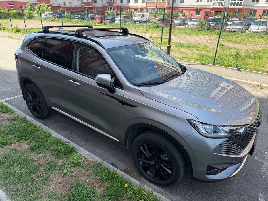 Поперечини на дах китайських авто Thule багажник рейлінги