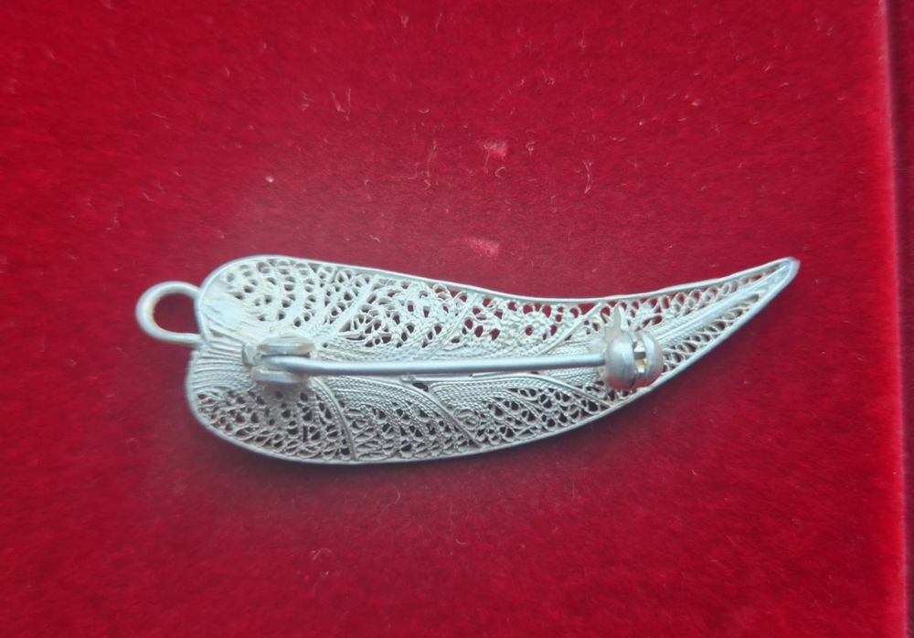 Pregadeira filigrana prata