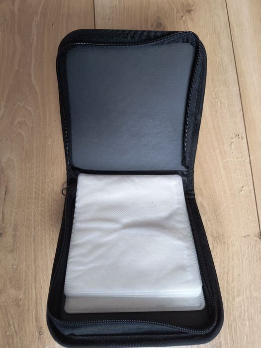 Etui na płyty CD/DVD