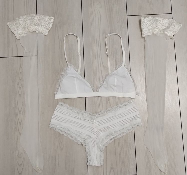 Продам комплект нижнего белья