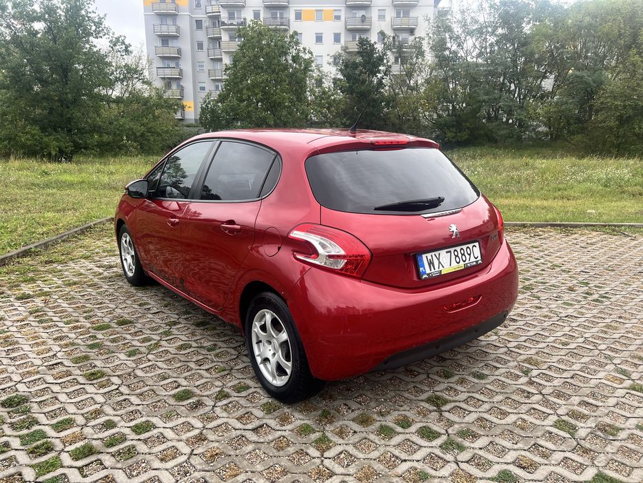 Peugeot 208