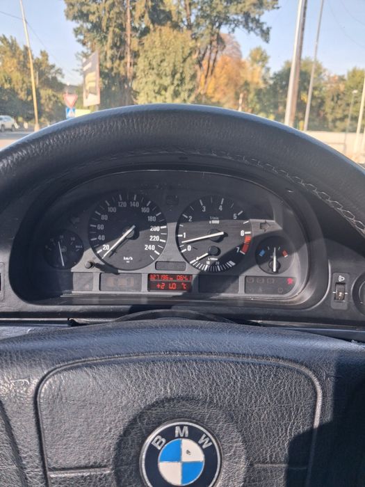 Е 39 523 2.5 бензин