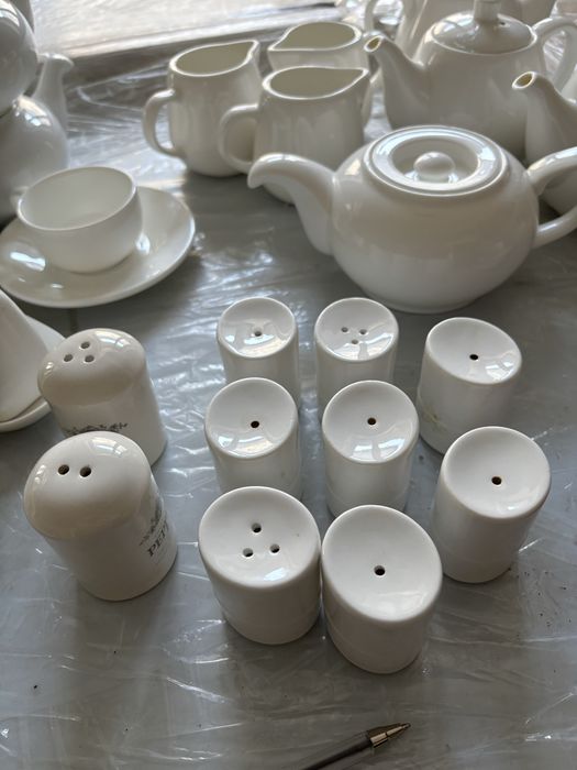 Чашки з блюдцем Wilmax