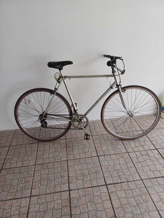 Bicicleta Esmaltina roda 28 quadro grande