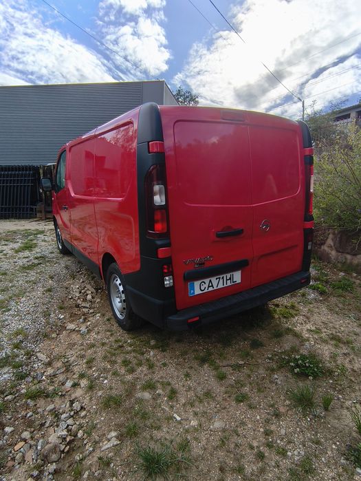 Opel Vivaro 2015
