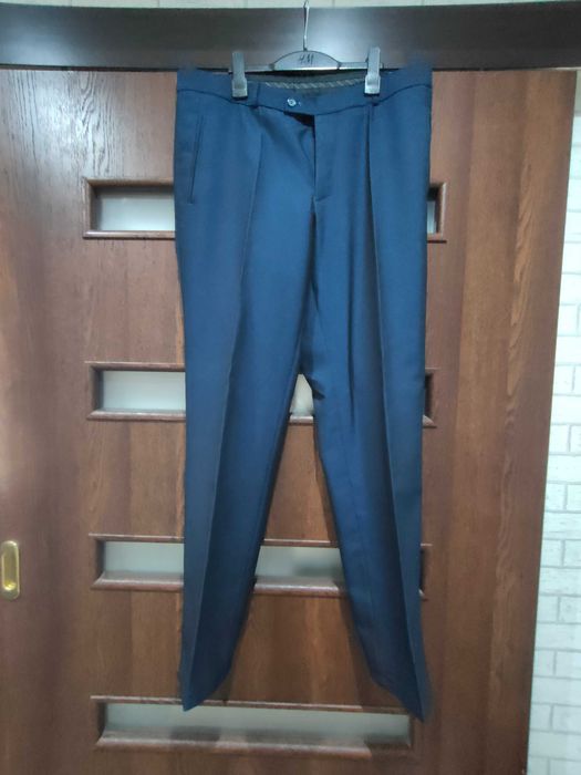 Garnitur czarny i niebieski