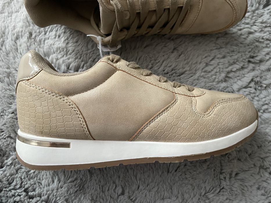 Sneakers damskie 39 nowe