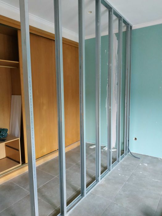 Pinturas, Pladur, Assentamento de cerâmica e flutuante