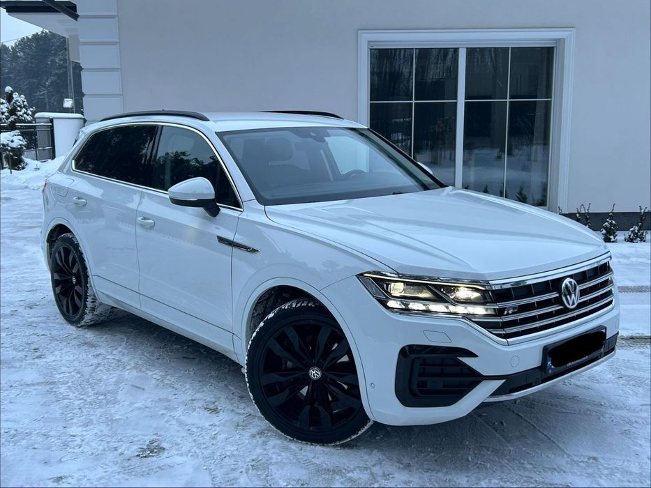 Volkswagen Touareg R line Salon pl bezwypadkowy świetna wersja fv 23%