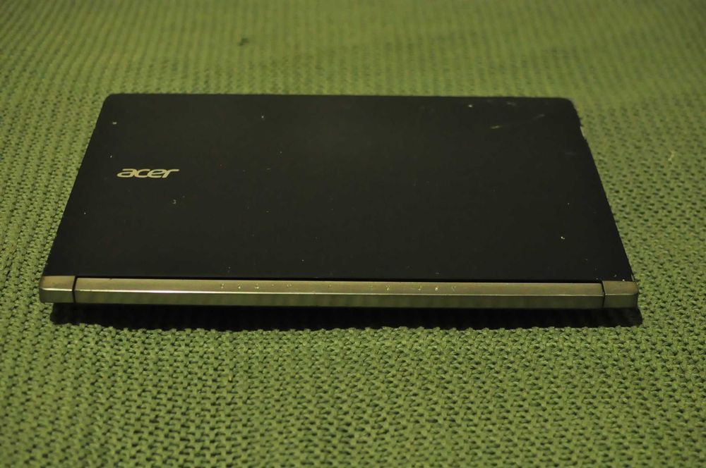 Игровой  ноутбук  Acer VN7 (Core i5 / 8Gb / SSD+HDD / GTX 960  - 4Gb)